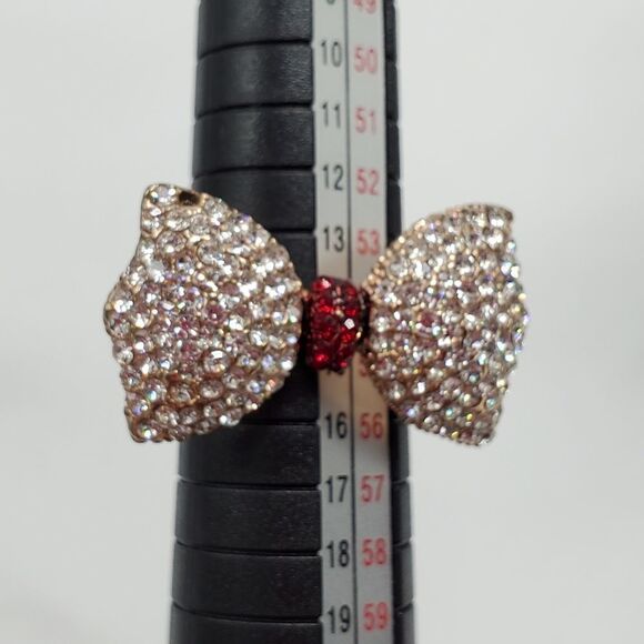 💜Charming Charlie Rose Gold Bow Ring - Picture 4 of 5